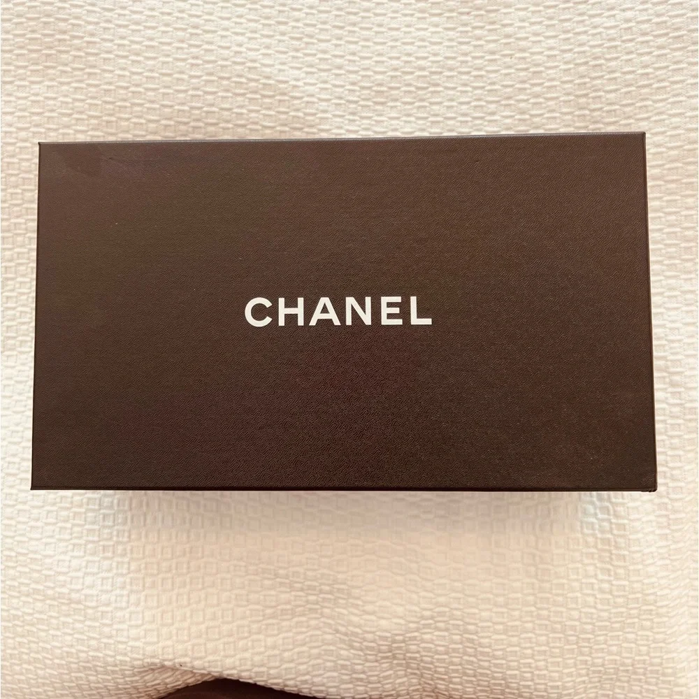 CHANEL Shoe Box